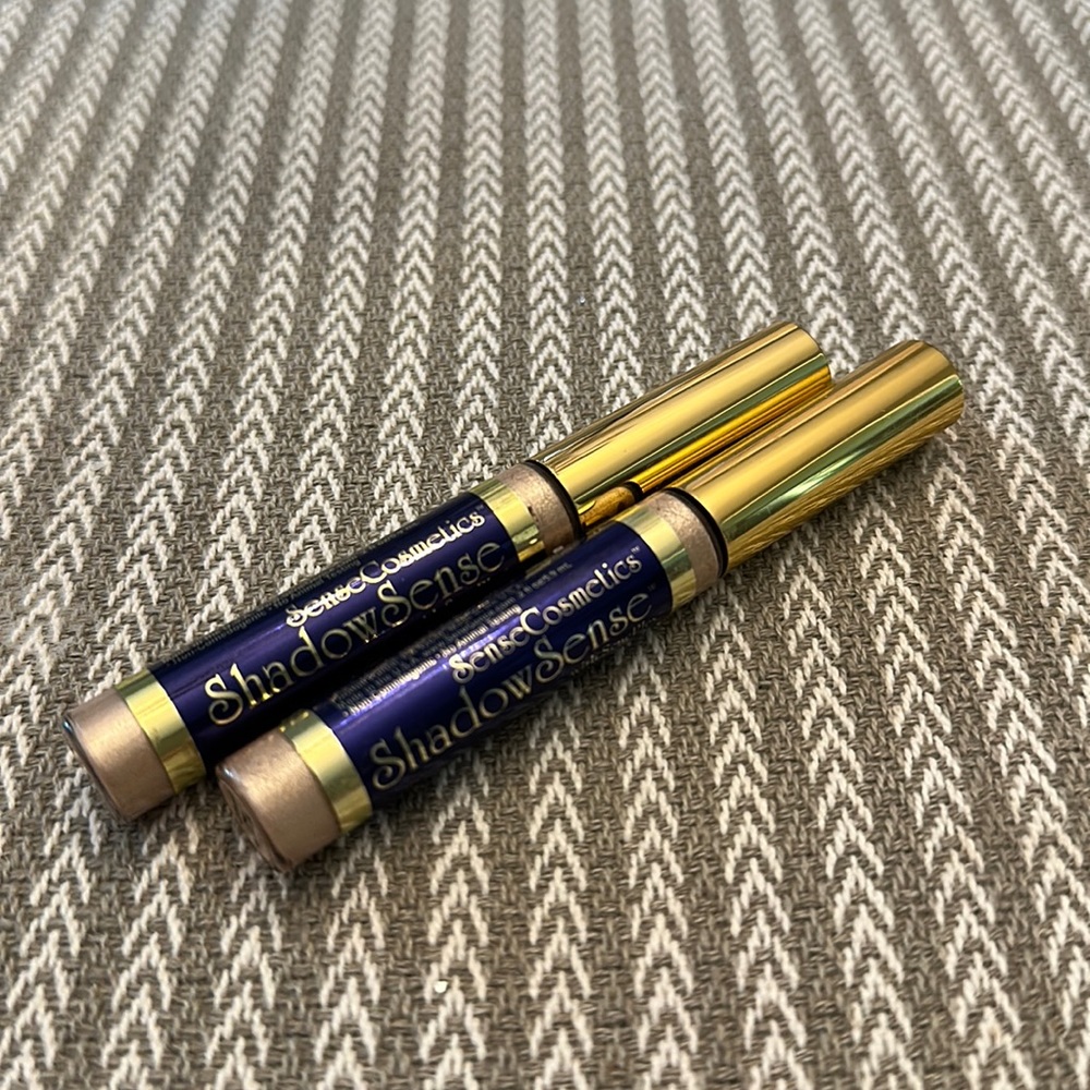 Sandstone Pearl shimmer shadowsense